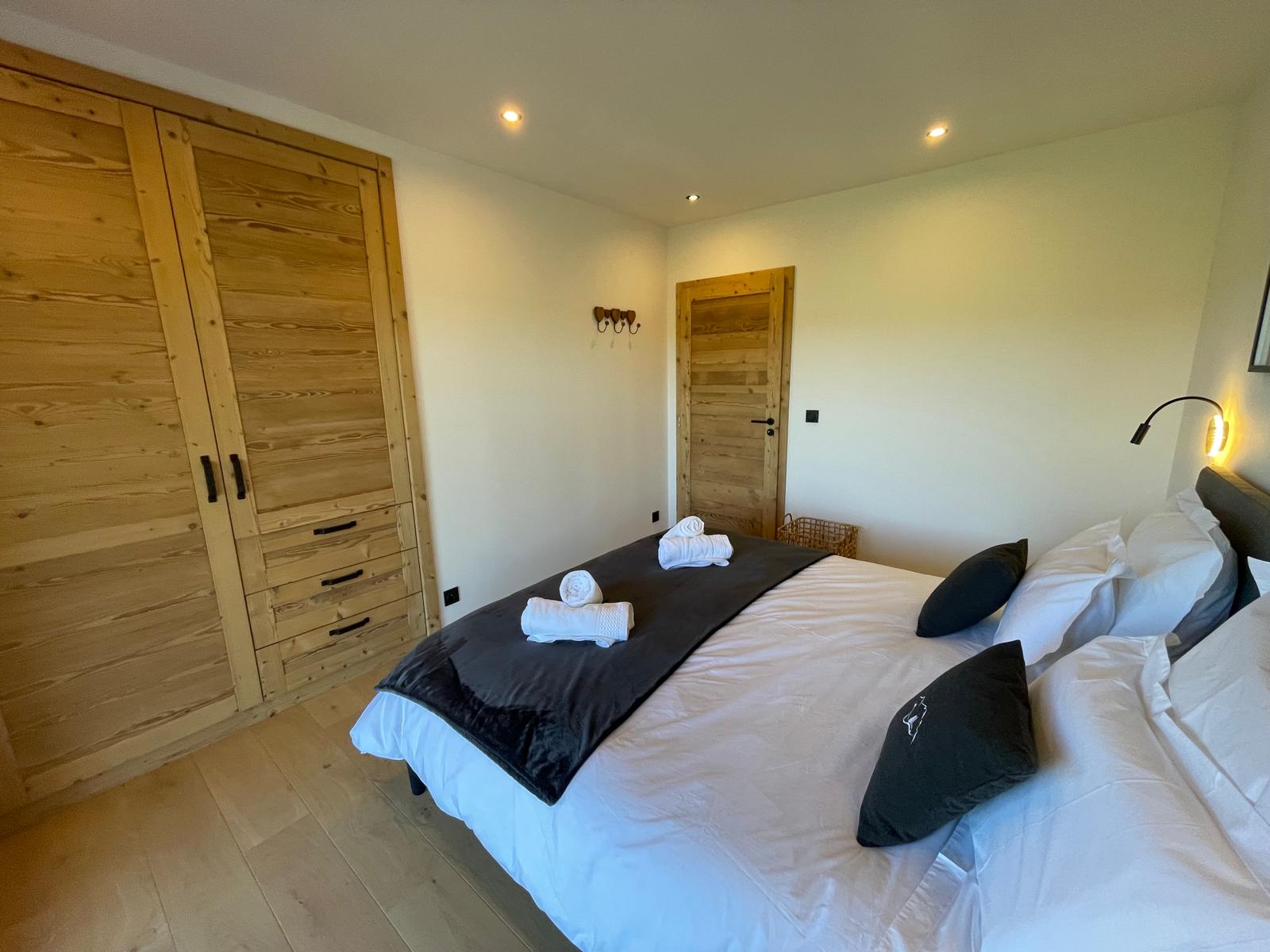 Seconde chambre double avec vue sur la vallée